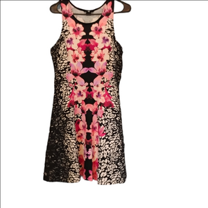 🚨5 For $25🚨H&M Black Pink and White Patterned Floral Dress